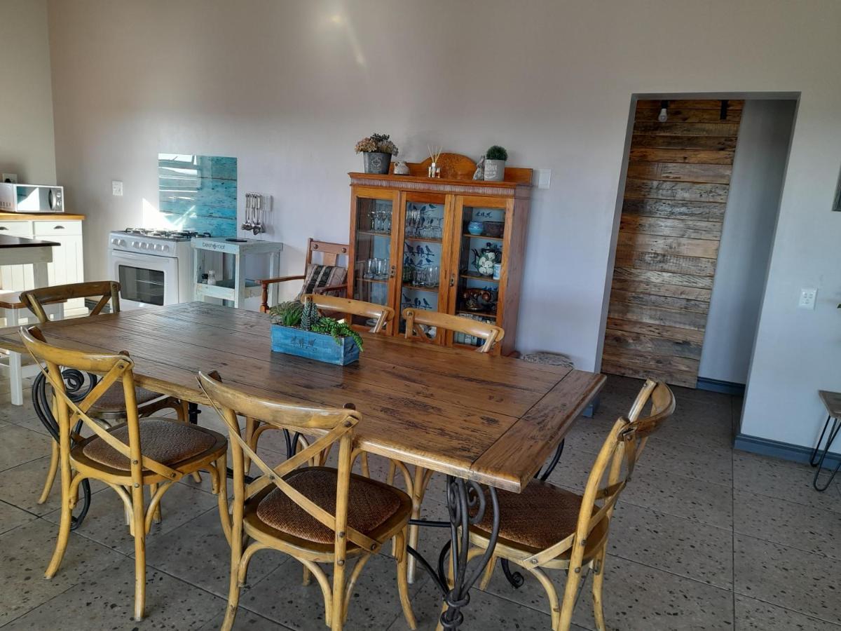 Camelot Cottages Langebaan Exteriör bild