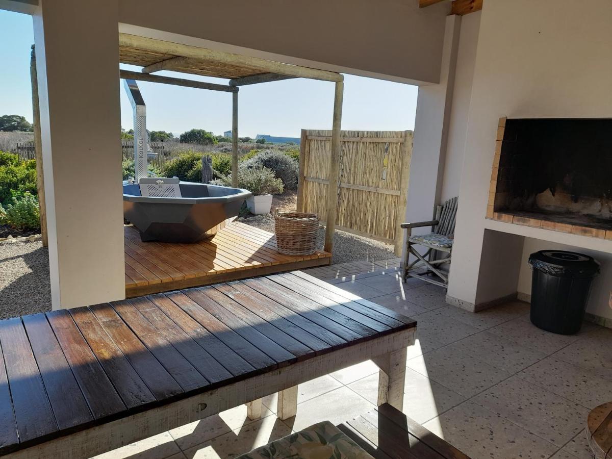 Camelot Cottages Langebaan Exteriör bild