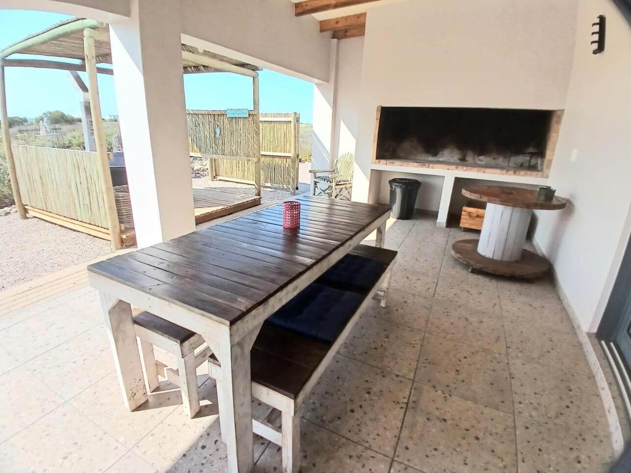 Camelot Cottages Langebaan Exteriör bild